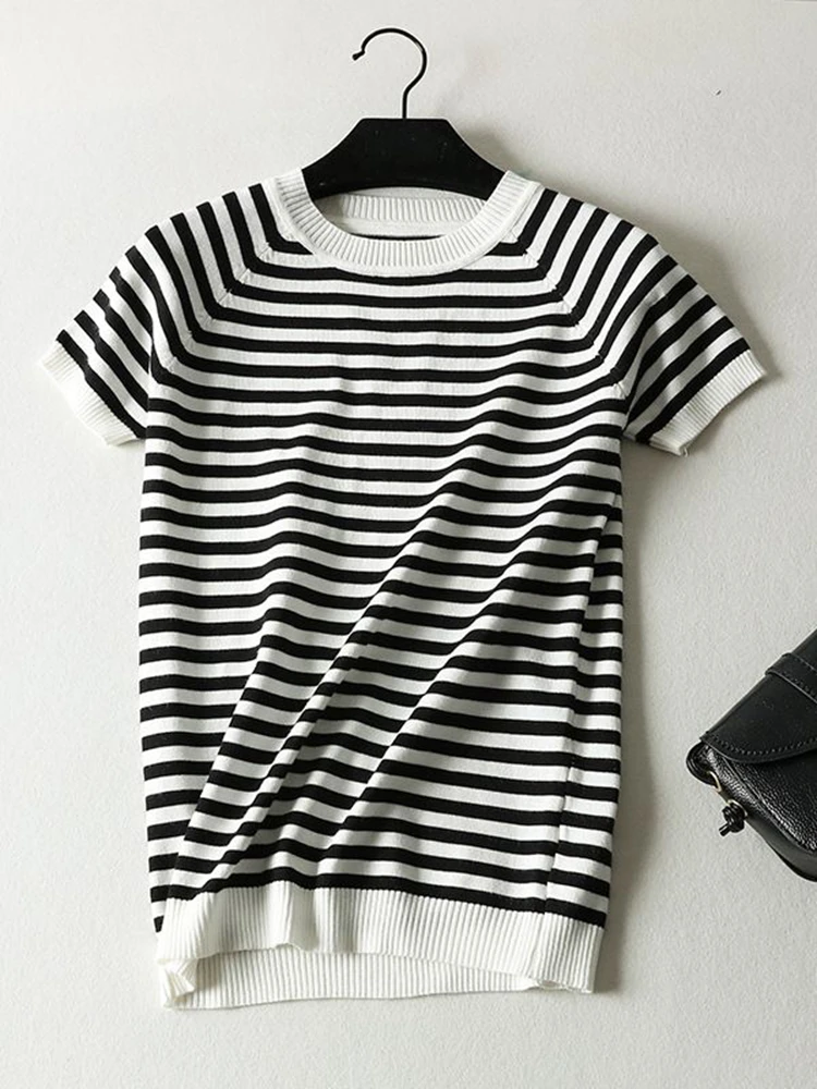 Summer Short Sleeve Striped Pullover Women Sweater Knitted 2022 Sweaters O-Neck Tops Korean Pull Femme Jumper Female White Black