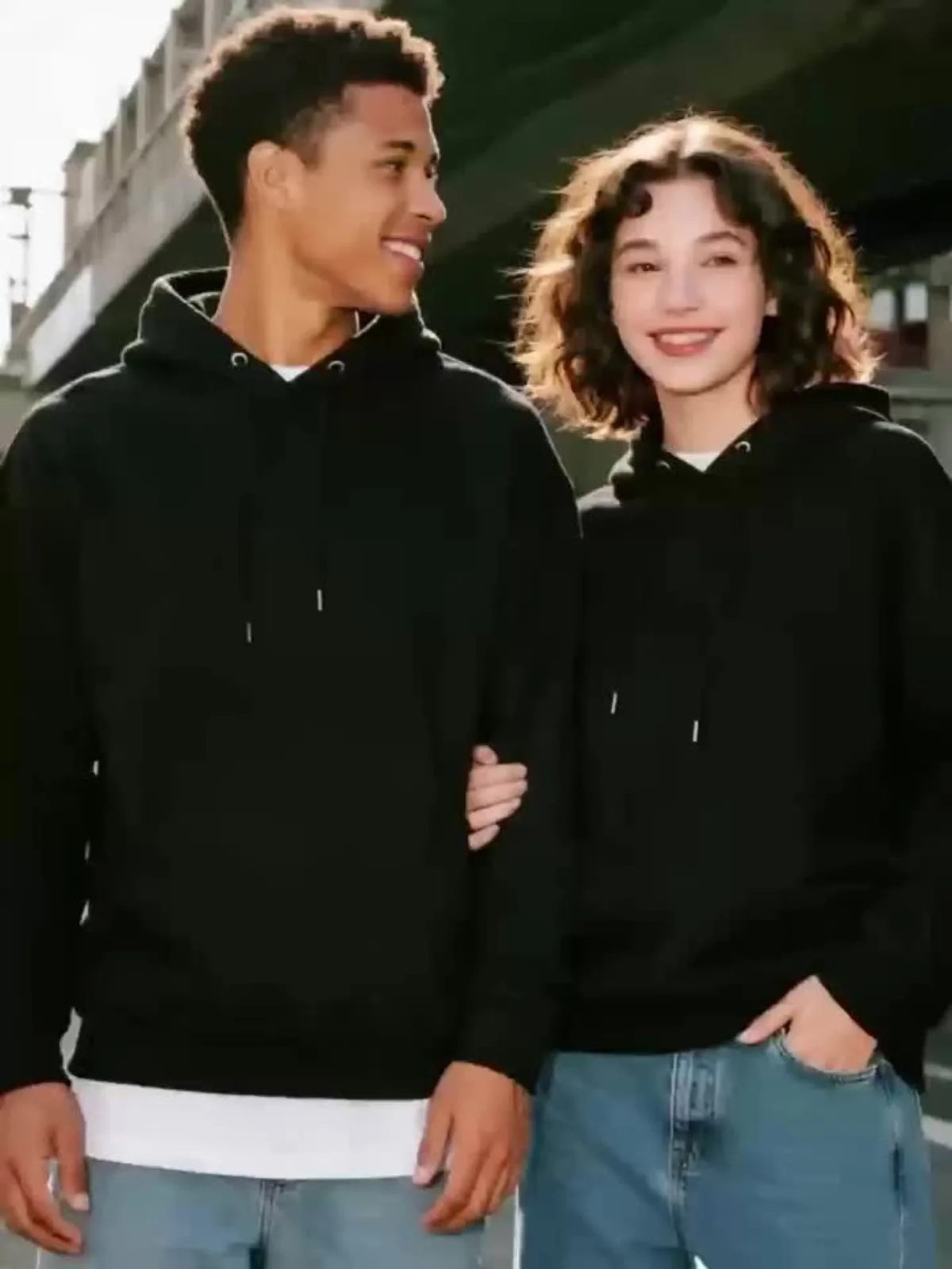 1 unidad [estilo de pareja] Sudadera con capucha de pareja a juego con diseño de patrón King Queen a la moda, cómoda y holgada, regalo del Día de San Valentín