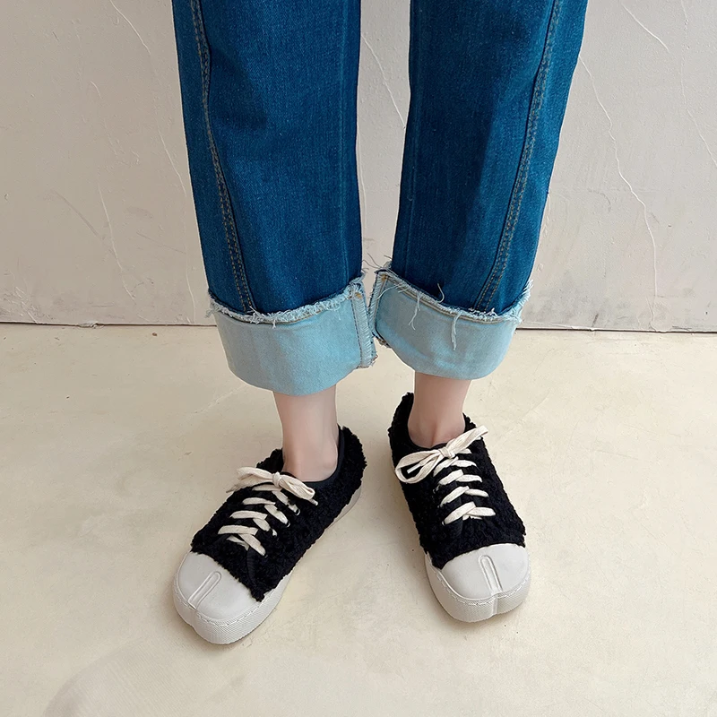 Round Toe Women's Shoes Platform British Style Casual Female Sneakers Loafers Fur Slip-on Modis Flats Clogs New Preppy Slip On
