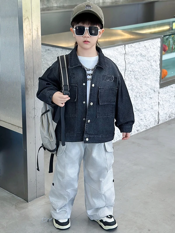 

Весенне-осенняя джинсовая куртка для мальчиков, модная детская весенняя одежда, приталенная, с длинными рукавами, из смесового хлопка, верхняя одежда