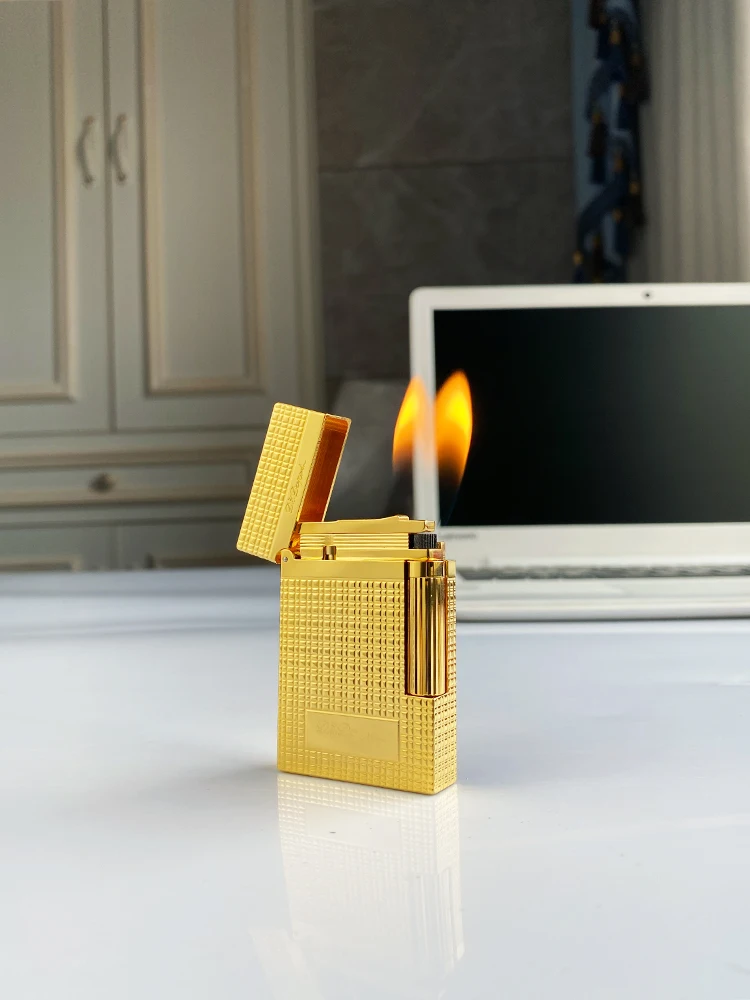 

Mechero-retro style man's hand-made Brillante, carcasa de latón, Regalo de Viento, new product