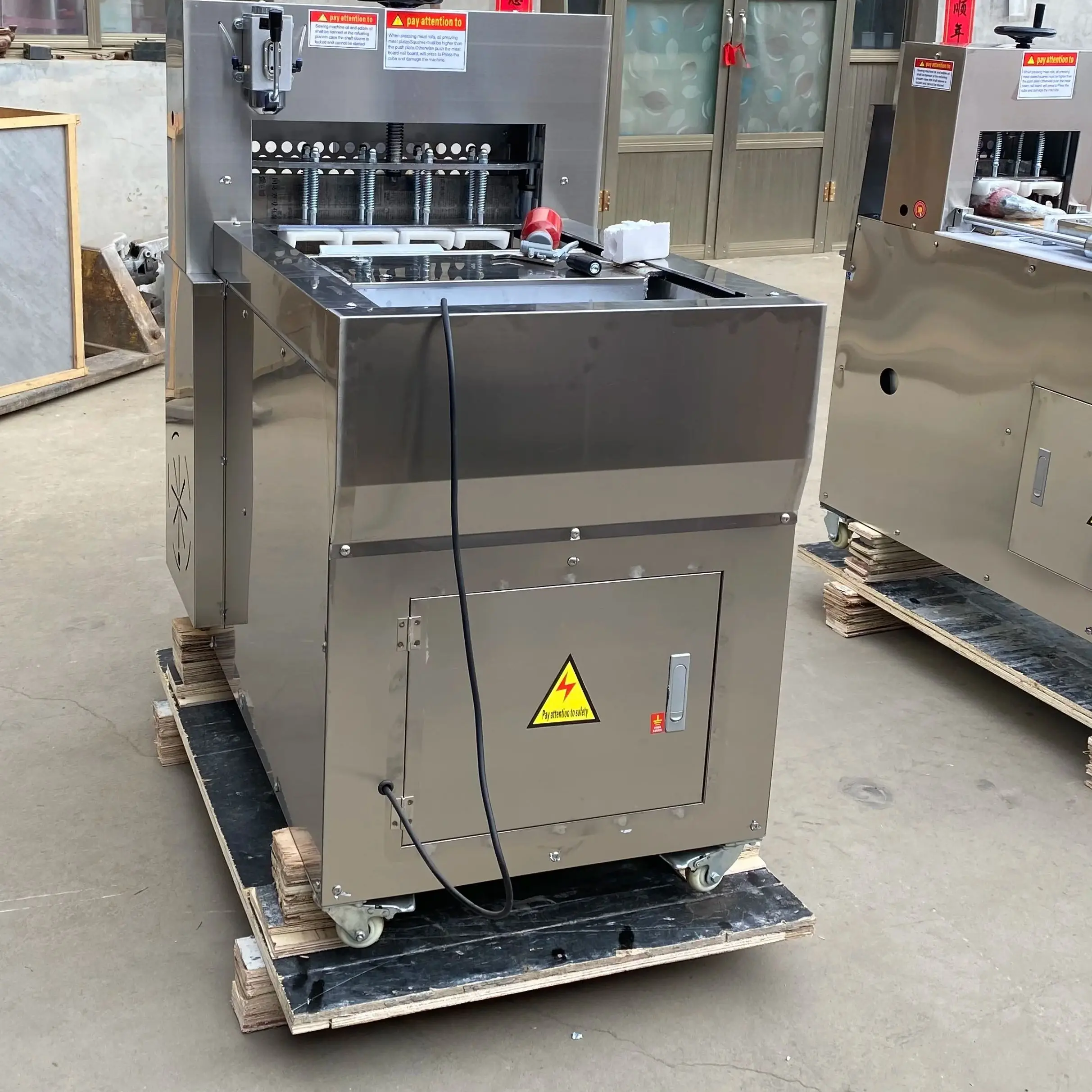 

Промышленная электрическая машина для нарезки мяса: для баранины, говядины, с ЧПУ, двойная нарезка, для рулетов из баранины, из нержавеющей стали, для нарезки рулетов из баранины