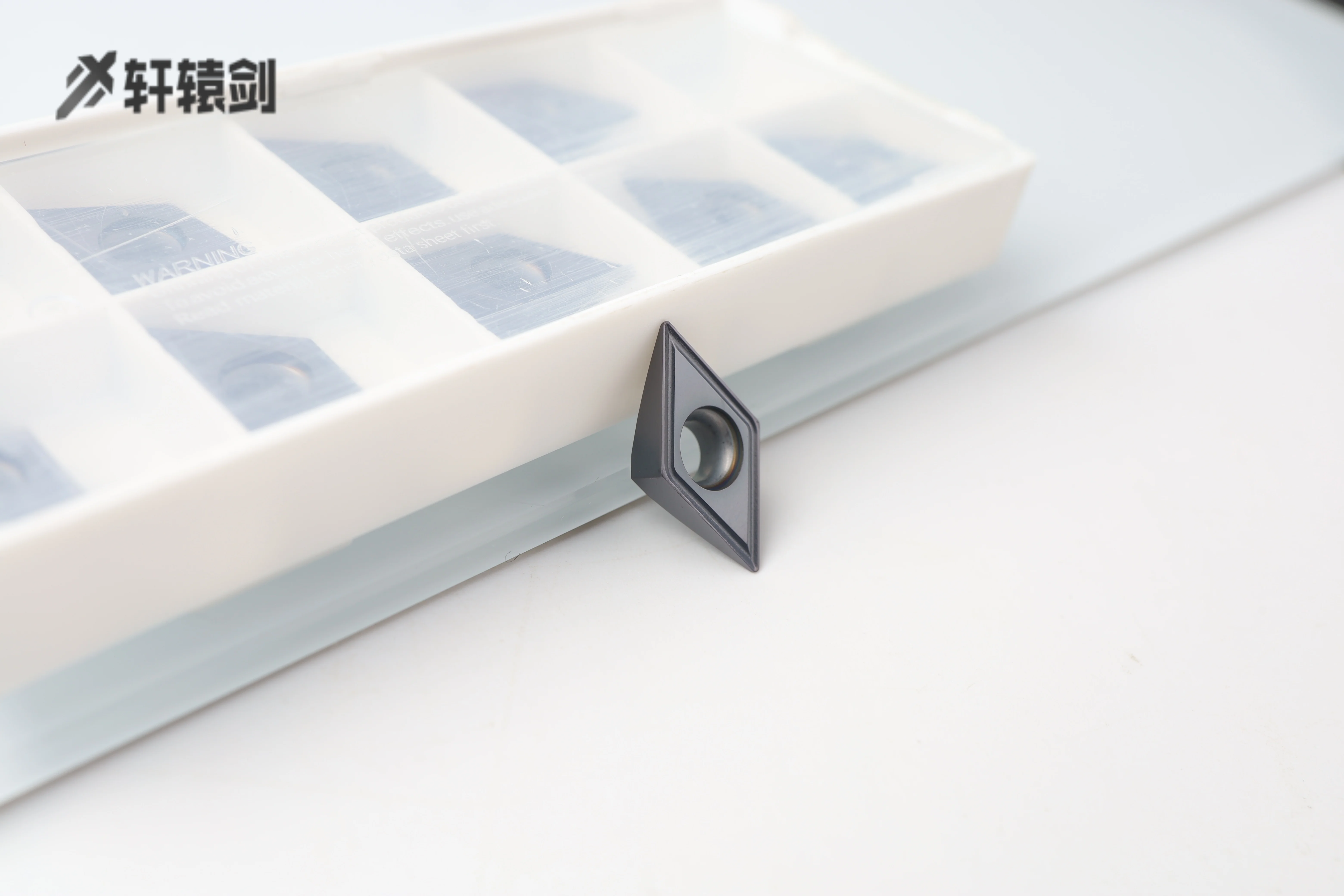センタリング固定点ドリル、面取りインサート、CNC旋盤工具、ダイヤモンド型、鋳鉄および鋼用60 ° ブレード、dcex11t304