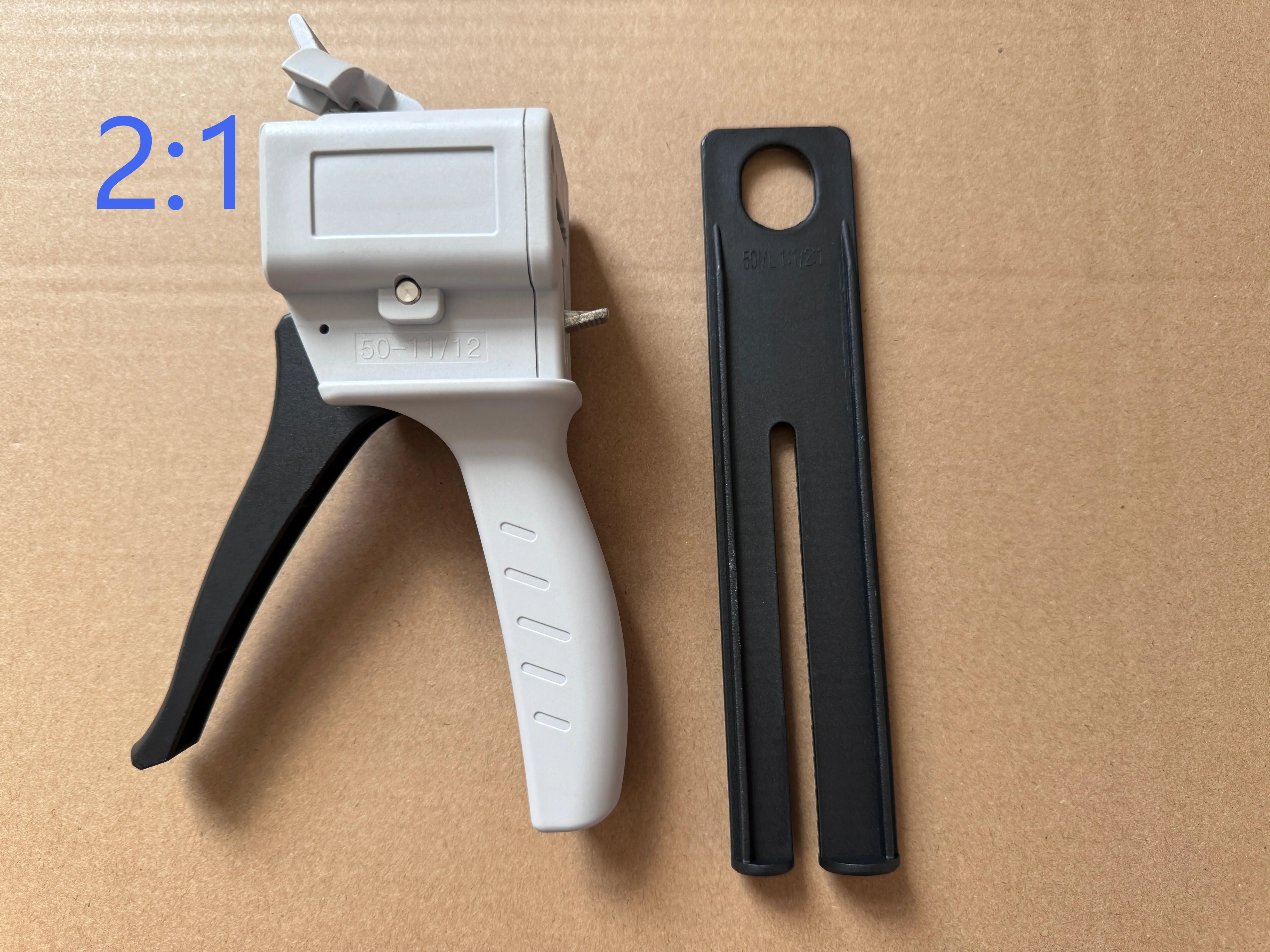 بندقية توزيع خلط الانطباع الأسنان 50 مللي 1:1/1:2 مسدس توزيع عالمي 4:1 10:1 مسدس توزيع مطاط السيليكون