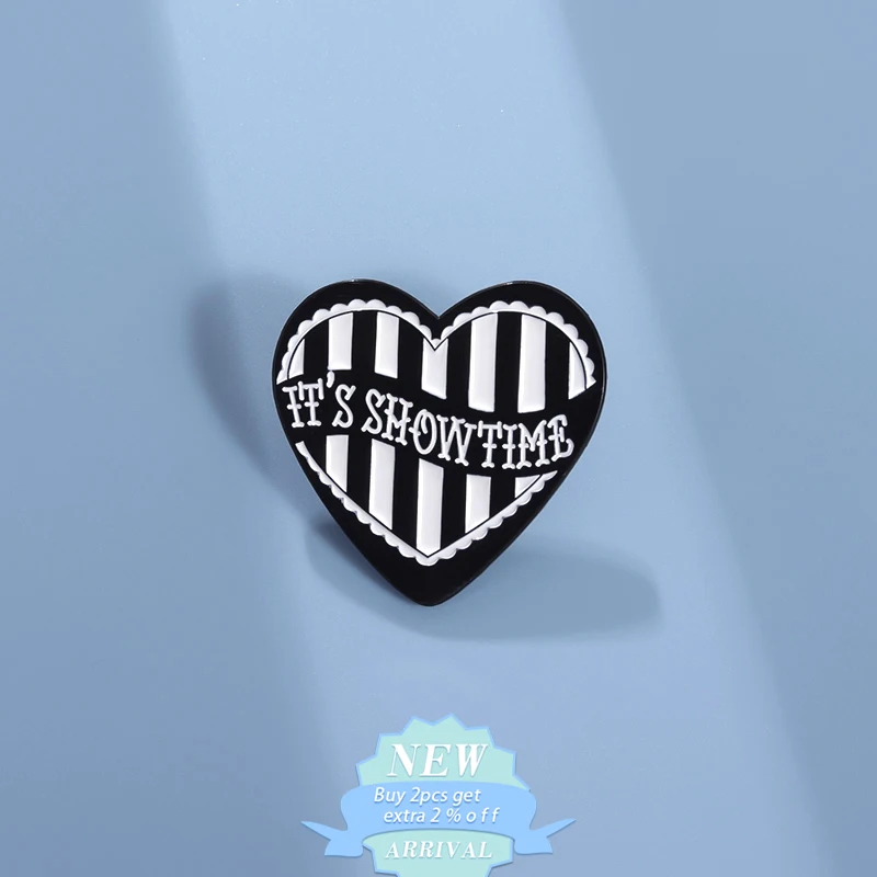 It\'S Show Time Enamel Pin Black White Theater Performance Brooch Lapel Backpack Jacket Badge Fashion Jewelry Gift Accessories ﻿