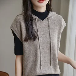 Casual women's hooded wool vest solid color knitted women's sleeveless sweater short jacket pure wool pullover vest new product