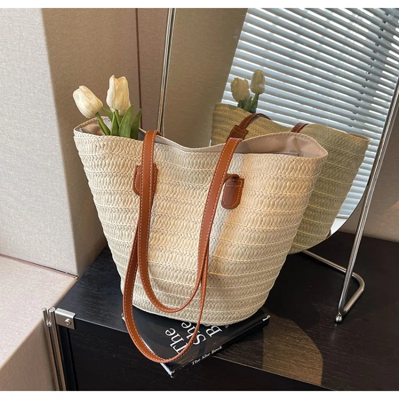

Exquisite Large Capacity Straw Weaving 2025 High Quality Shoulder Bags Zipper Simple Sewing Thread Fashionable Tote Bag