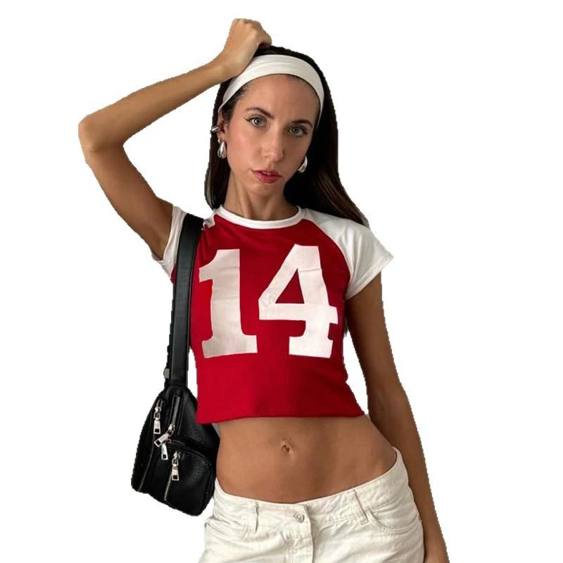 STIJLVOLLE DAME Nummer 14 Workout Gedrukt Crop Top 2025 Zomer Vrouwen Korte Mouw O Hals Casual Straat Sport Jersey T-shirts