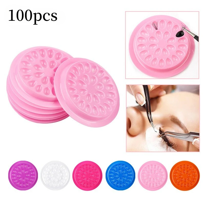 50PCS Random Color Small Bedless Pattern Plate False Eyelash Grafting Adhesive Tray Pink PVC Gasket