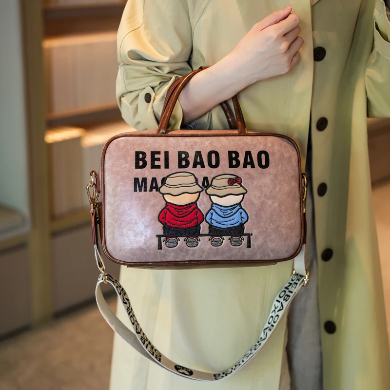

2025 New Trendy Cartoon Design Large Capacity Boston Bag Fashion Cross Shoulder Single Shoulder Handheld Shopping Women's Bag