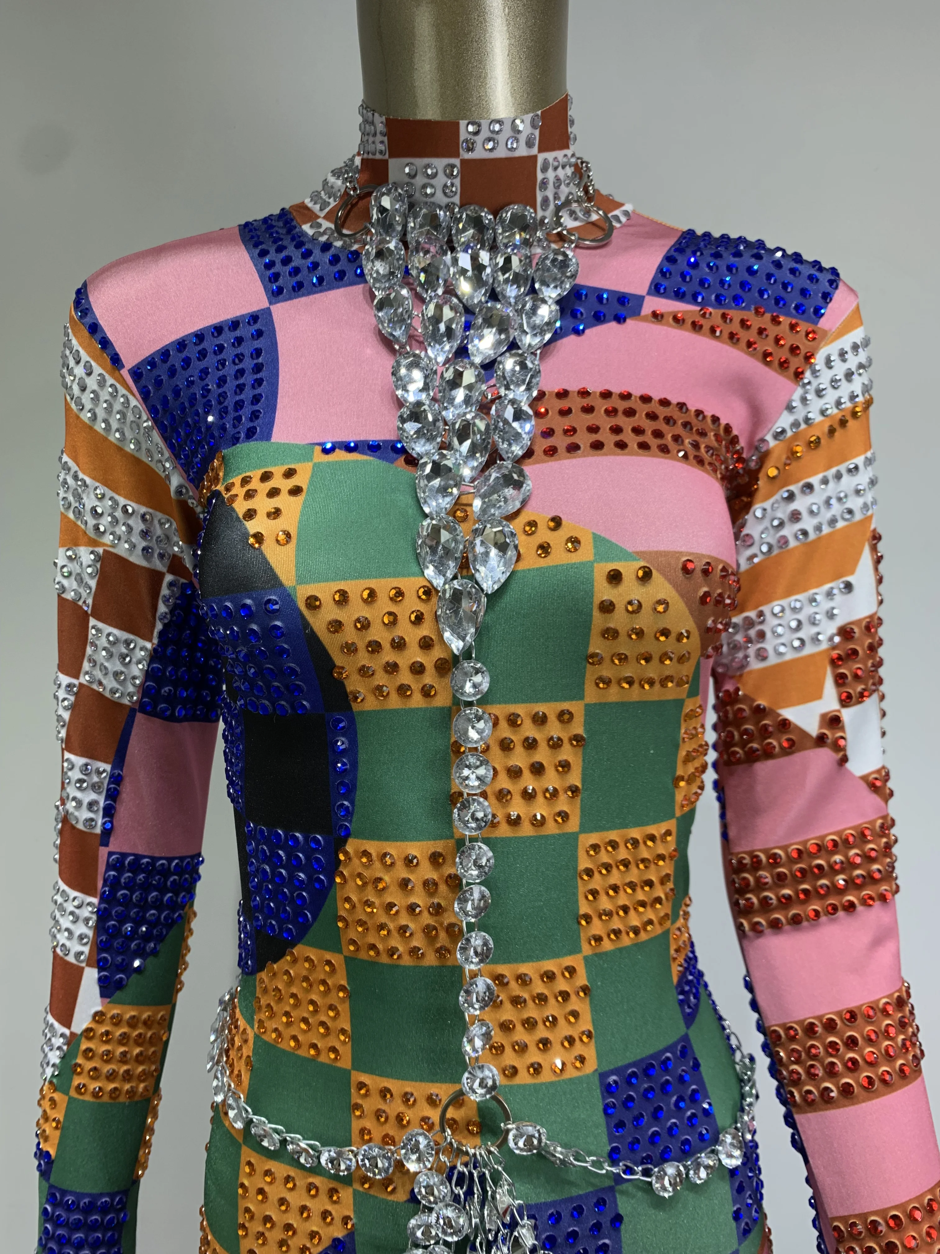 女性カラフルなセクシーなボディコンジャンプスーツ祝う誕生日イブニングパーティー衣装ナイトクラブ歌手キラキララインストーンステージ衣装