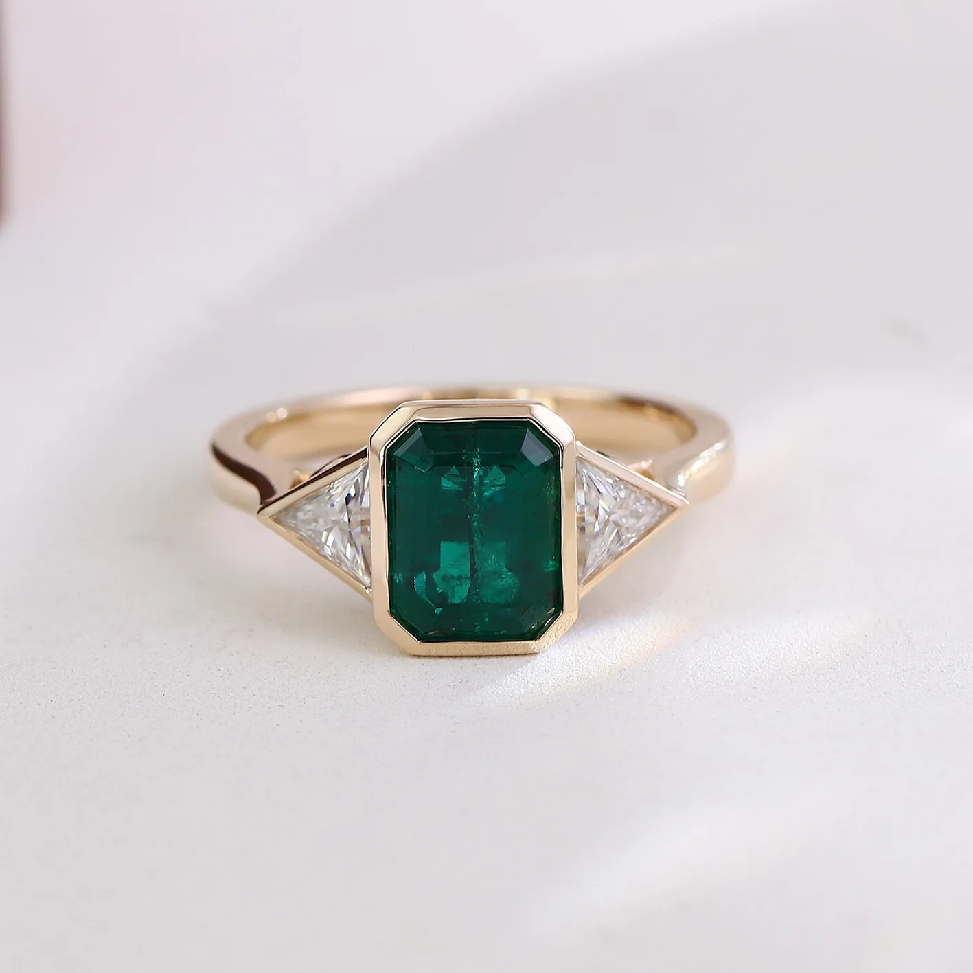 S925 Sterling Silver 18K Gold 3-Carat Cultivated Treasure Emerald Ring Knot Classic Retro Commemorative Day Gift Ring Halloween Gift Daily Street Fashion Cool Valentine's Day Gift Is a Gift for Festivals/Birthdays/Parties