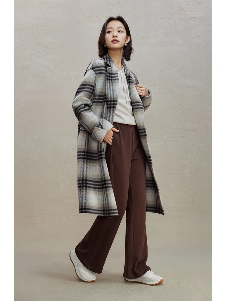 ZIQIAO Retro British Style Double-breasted Plaid Wool Coat for Women 2023 Winter Niche Design Plaid Long Woolen Coats for Female