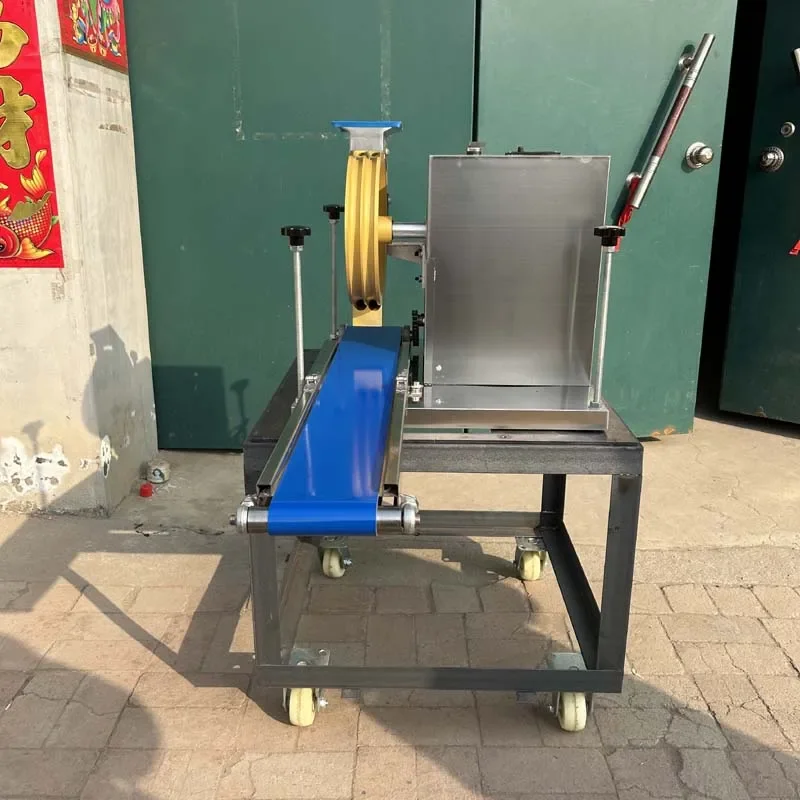 ماكينة تقطيع العجين عالية الكفاءة ماكينة صنع كعكة العجين على البخار التجارية ماكينة صنع كرات العجين المستديرة الأوتوماتيكية