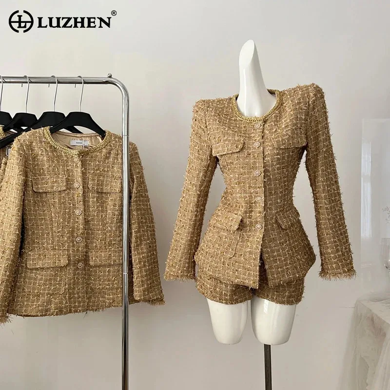 

LUZHEN Round Neck Many Pockets Design Plaid Casual Jacket Women's 2024 New Solid Color Mini Shorts Elegant Two-piece Sets AA1660