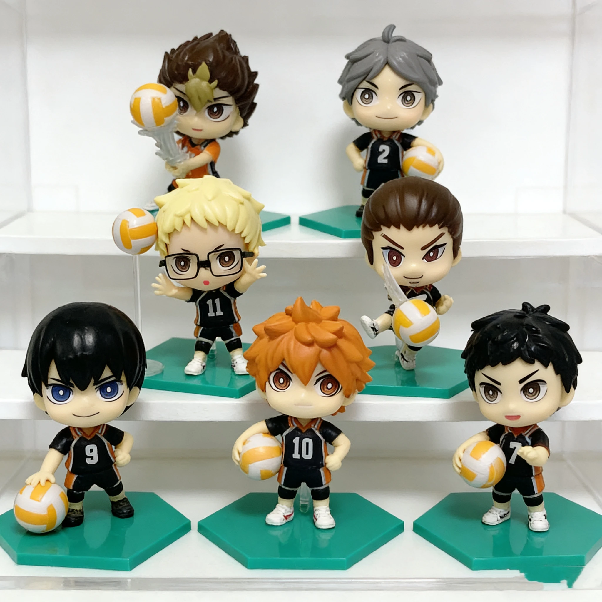

Hot Toys Haikyuu!! Exclusive 8-Piece Collection | Hinata Shōyō & Kageyama Tobio Cute Chibi Anime Figures | Premium Anime Merchan