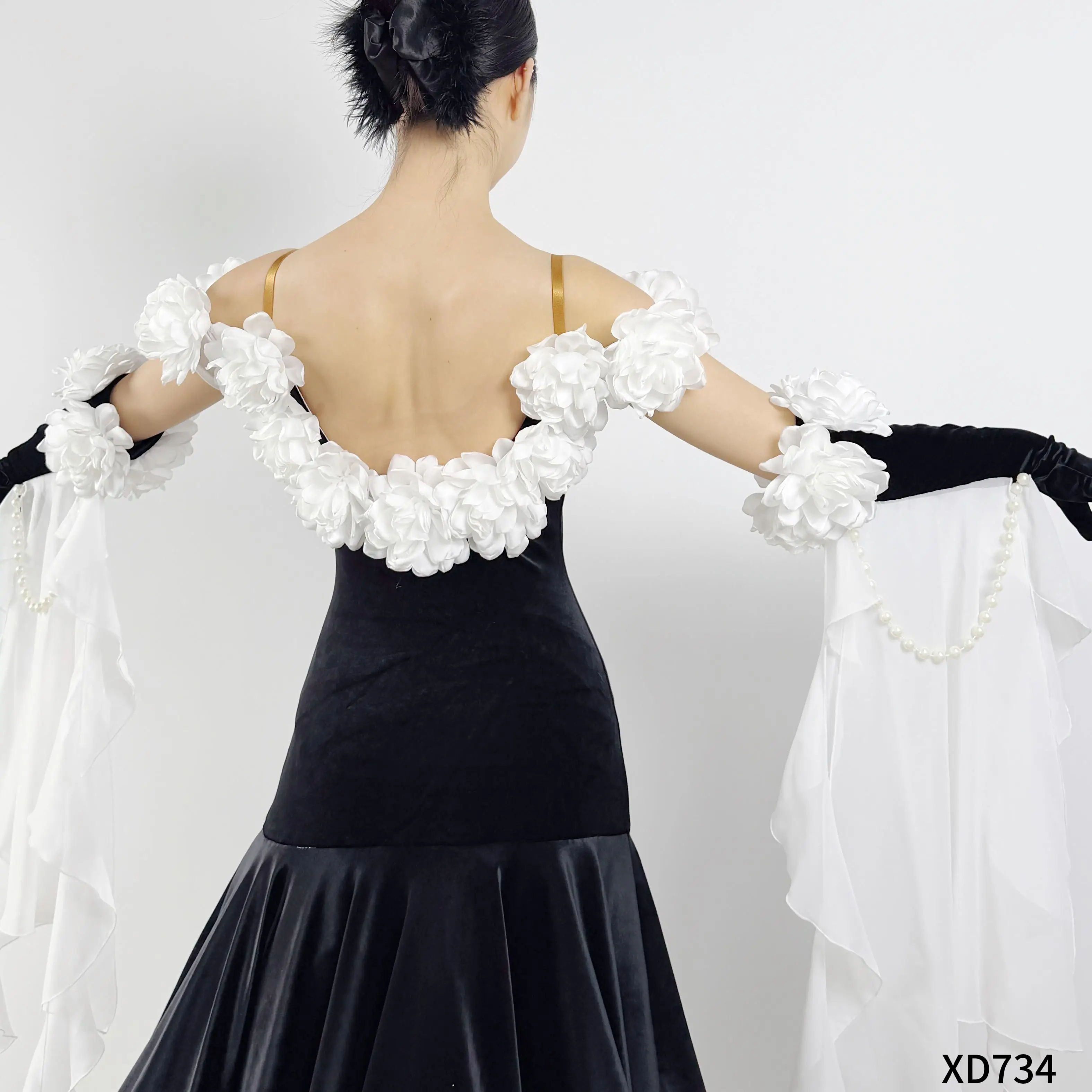 Waltz-Tanzwettbewerbskleidung Damen Ballsaal-Tanz Schwarzes Kleid Blumen Handschuhe Performance-Anzug Damen Tanzkostüm BL19425
