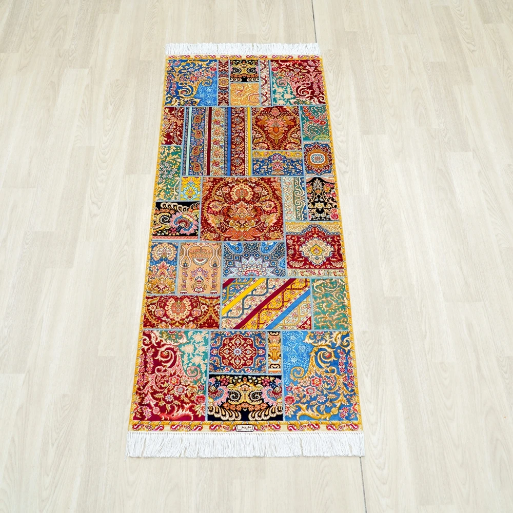 61x152cm Silk Oriental Rugs Floral Hand Woven Carpet Small Rug for Corridor
