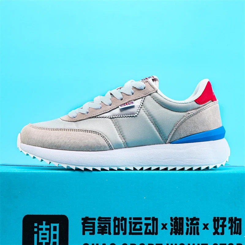 Bestselling Fashion Sports Men\'s Shoes Thick Sole Comfortable Casual Sports Basketball Shoes Classic Trend