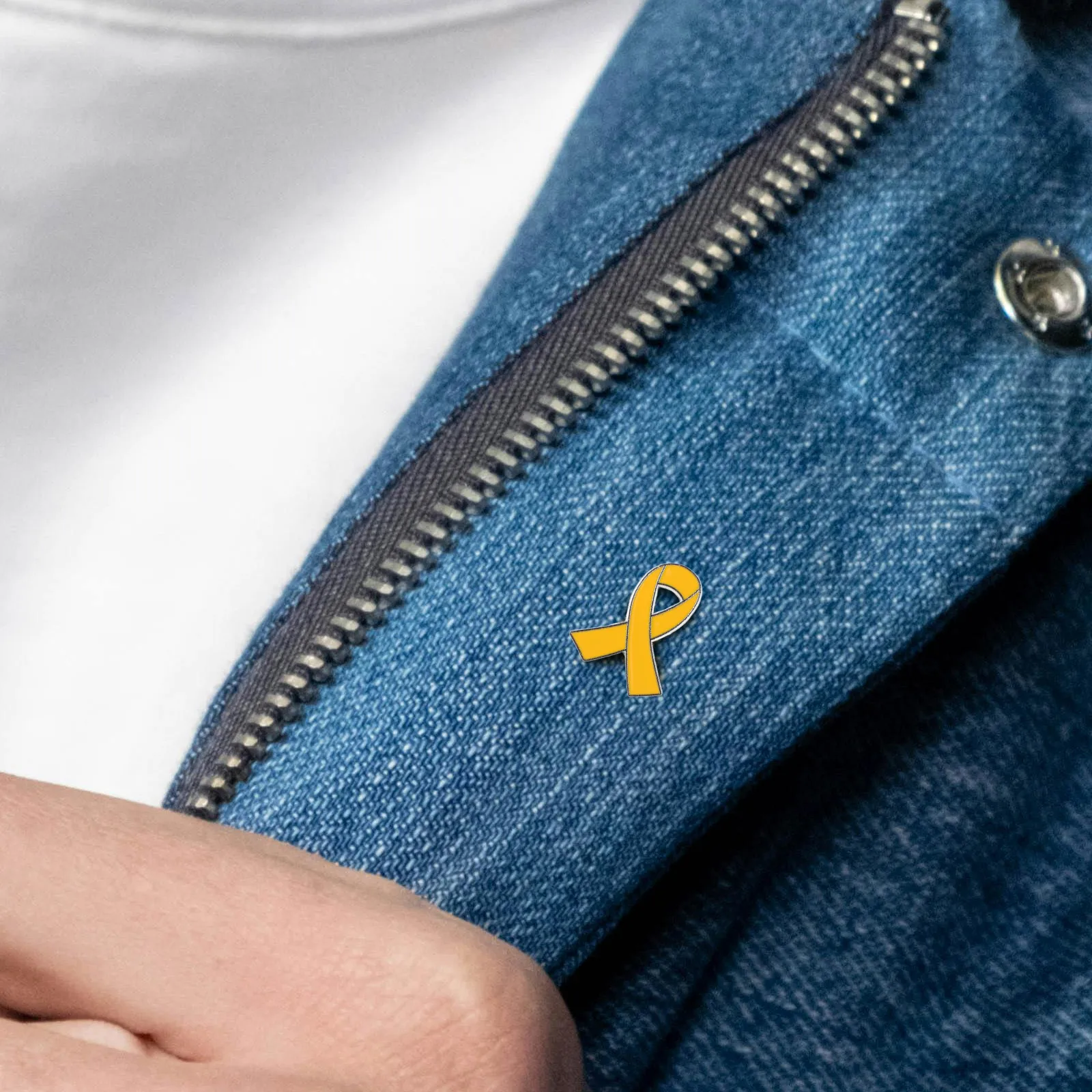 

20pcs Oil dripping Ribbon Brooch Nurse Alloy Awareness Lapel Pins Enamel Badge Symbol Health Campaigns Promotion