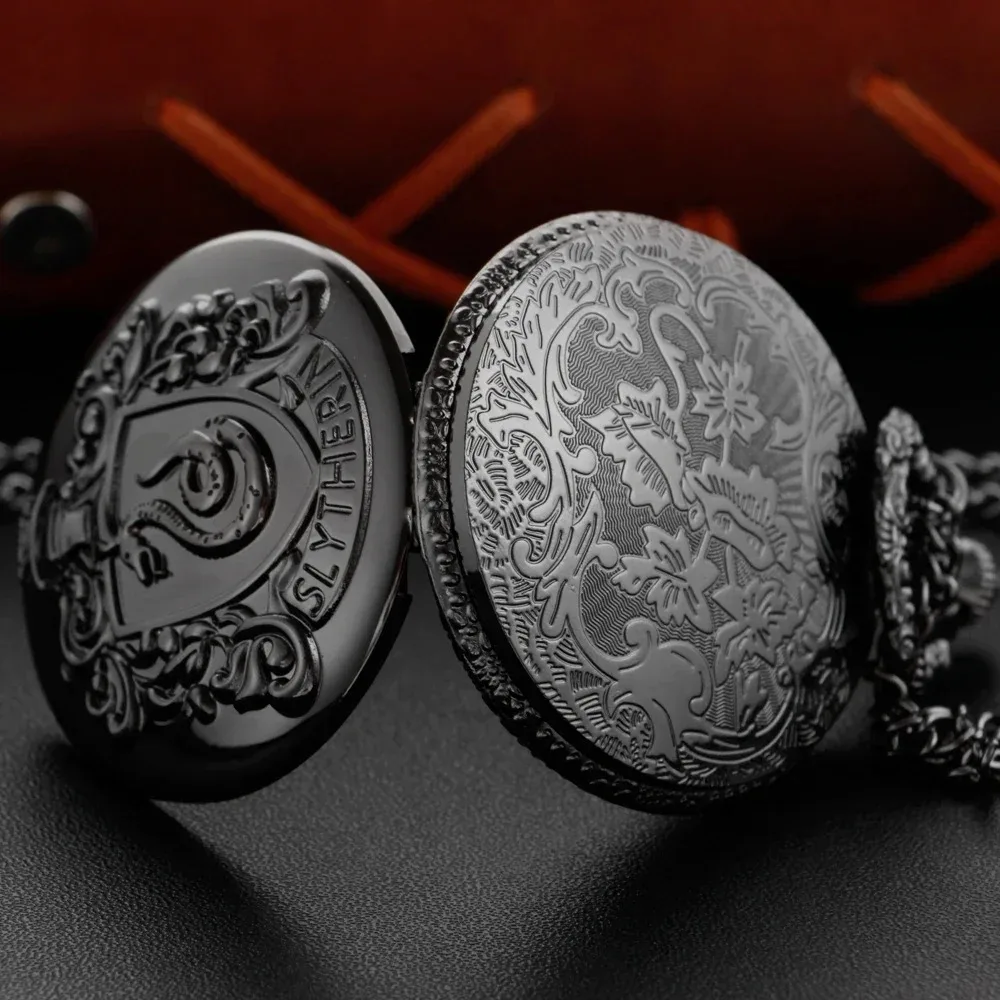 Black Movie Theme Snake  Pattern Quartz Pocket Watch Exquisite Engraved Watch Vintage Men Women Necklace Pendant Clock boys gift