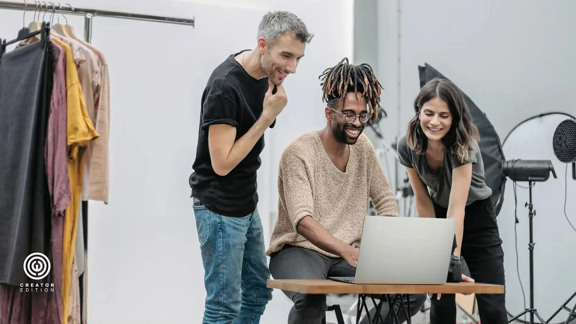 2025 Ultrabook Laptop AMD R7 4700U/R5 4500U Backlit Keyboard Windows 36GB DDR4 2TB Fingerprint Unlock Gaming Notebook