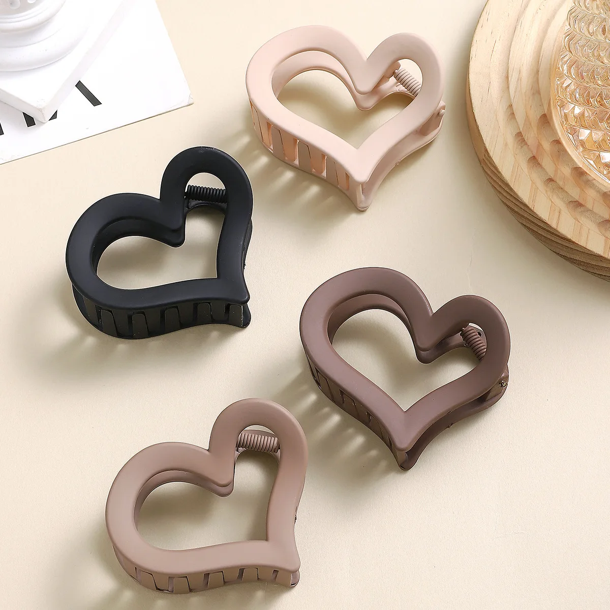 Love Maillard Style Acrylic High-End Hair Accessories For Women image 3
