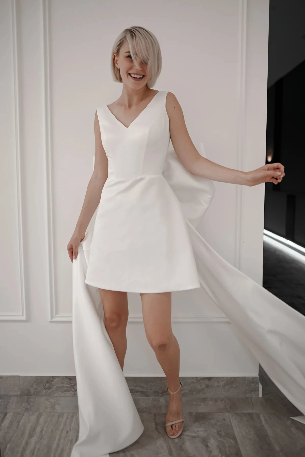 Robe de mariée en Satin, courte, Simple, avec nœud détachable, dos nu, col en v, ligne A, élégante, ivoire, deuxième robe de réception