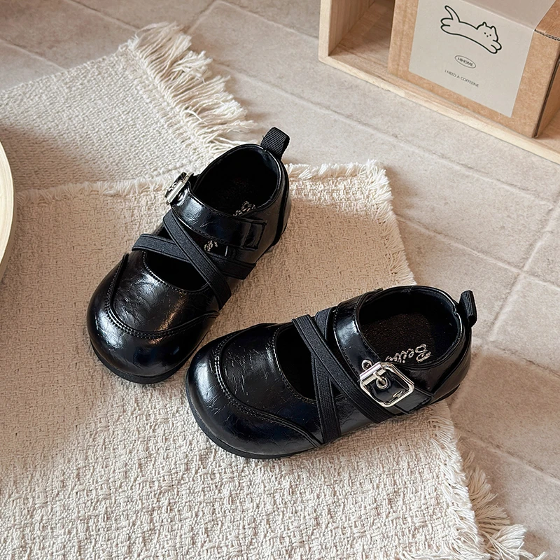 Girls Vintage Mary Janes 2026 Autumn Buckle Strap Soft Sole Casual Leather Shoes For Kids Non-Slip Breathable Red Shoes