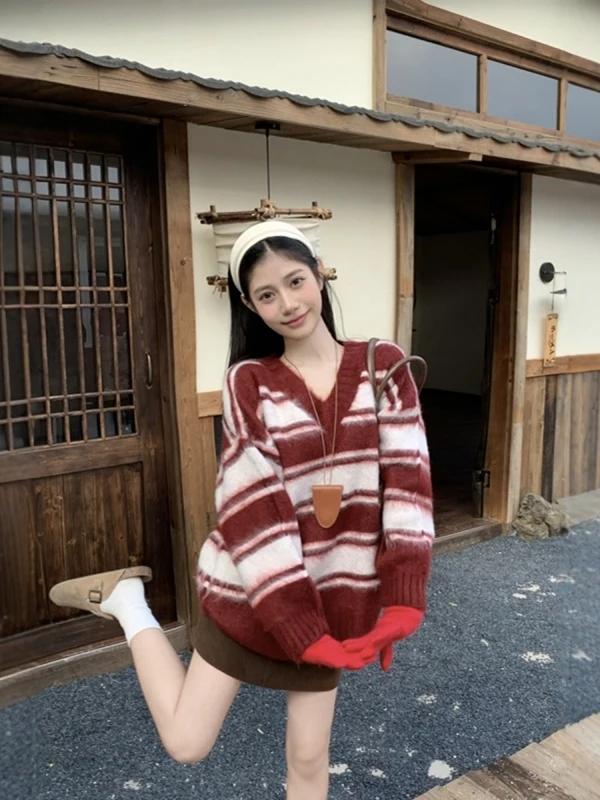 

Ретро-свитер в полоску с V-образным вырезом, женский, свободный, в стиле оверсайз, с цветовыми блоками, вязаный топ, универсальный, осенне-зимний, новый дизайн, повседневный, модный