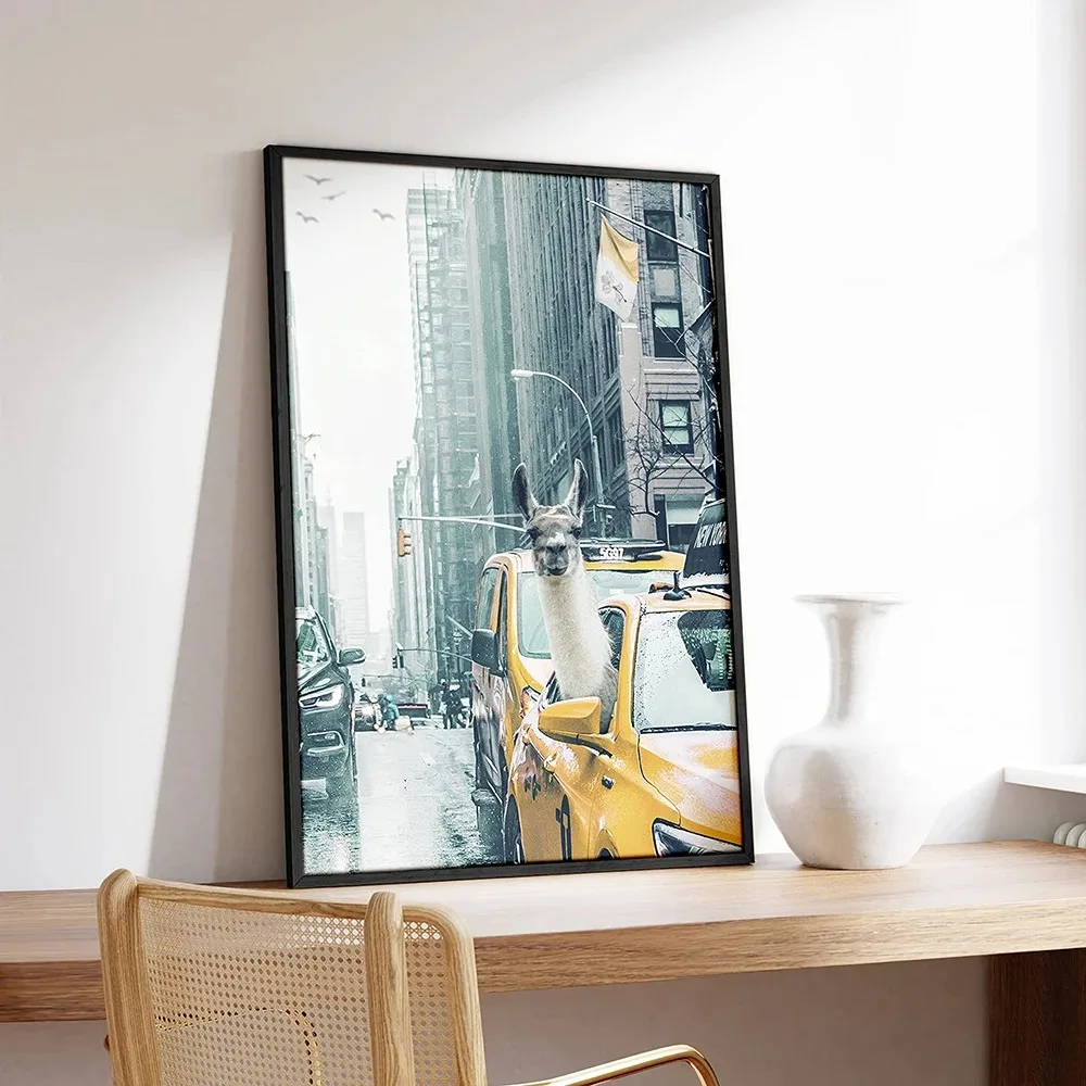 صورة قماشية لطيفة للحيوانات لتزيين غرف النوم الجامعية ، اللاما في سيارة الأجرة ، فن جداري ، ملصقات ومطبوعات جدارية للسكن ، لوحة بدون إطار للسكن