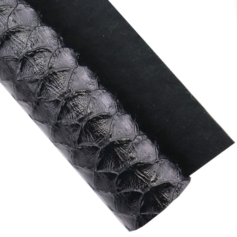 Mini rolka 30x134cm, czarna, gładka, syntetyczna skóra ekologiczna o fakturze liczi, tłoczona, do wyrobu torebek, HM001 — zdjęcie 7