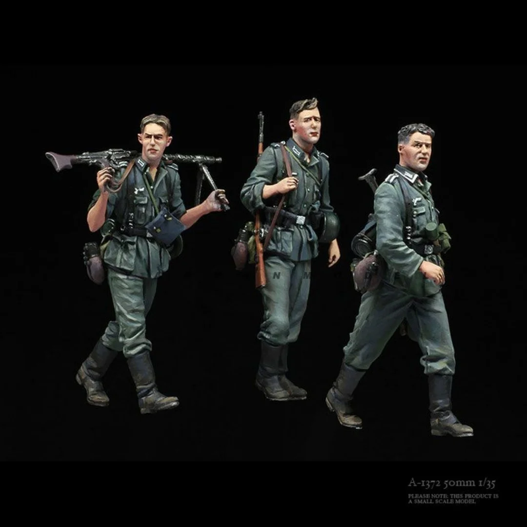 

Масштаб 1/35, фигурка из смолы, европейский костюм три человека времен Второй мировой войны, сборный комплект модели, в разобранном виде, неокрашенная игрушка для 3D-печати 1150