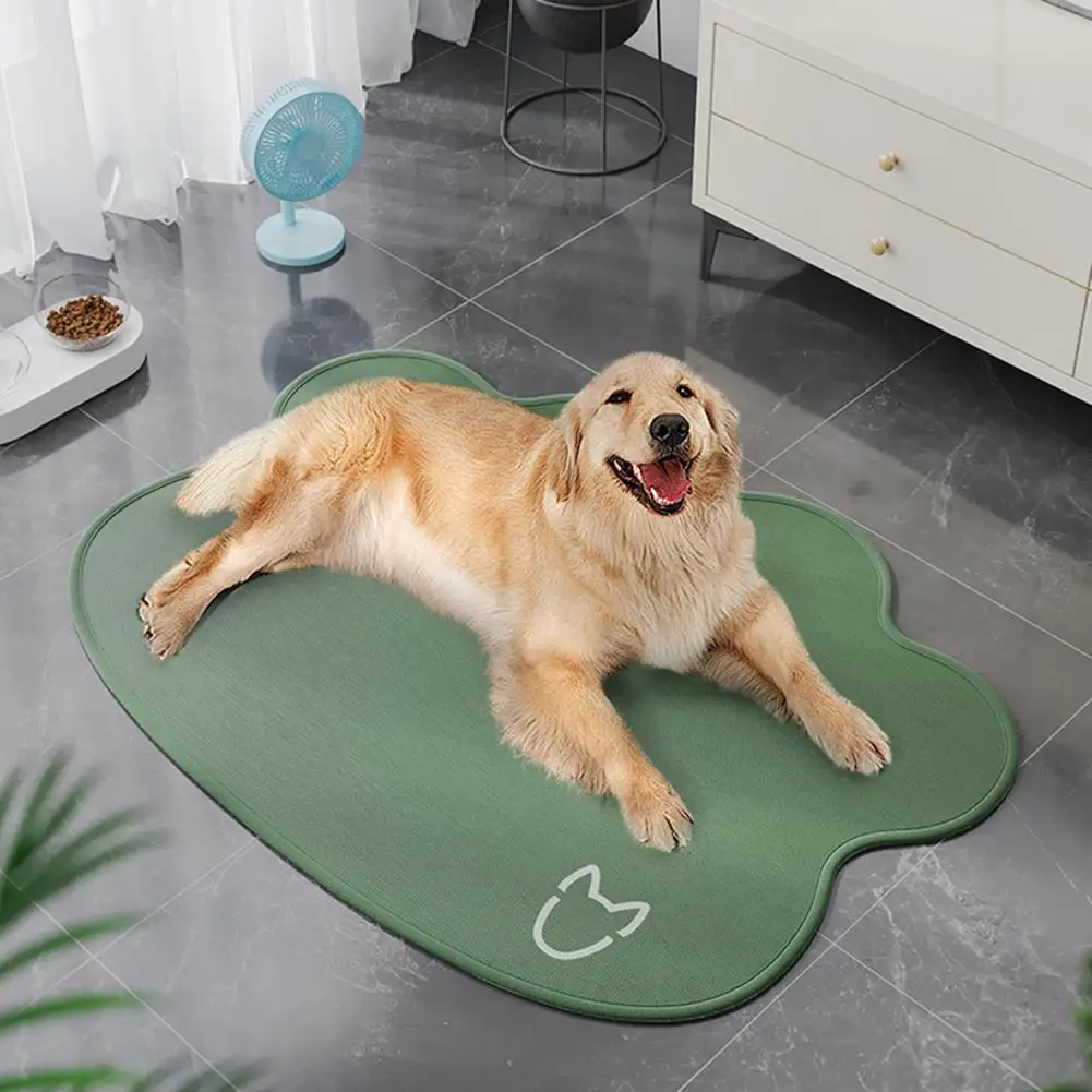 Pet Pad Pet Mat Ice Silk Summer Sleeping Pad for Cats Dogs Non-slip Bottom Easy to Clean Washable Heat Dissipation Pad Keep Pets