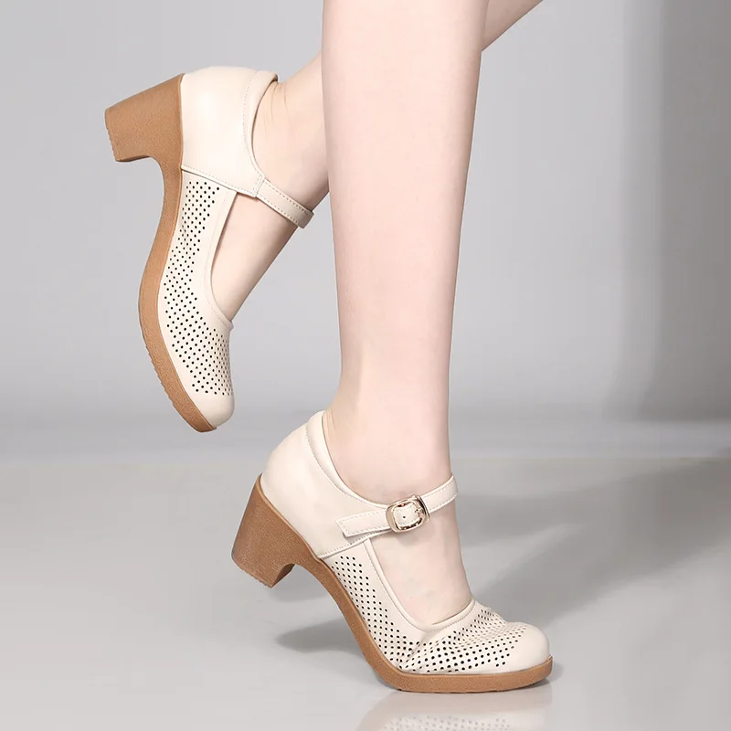 Casual Women Chunky Heel Lightweight Breathable Dot Decor Comfy Outdoor Ankle Strap Low Block Heeled Dance Shoes Sandals
