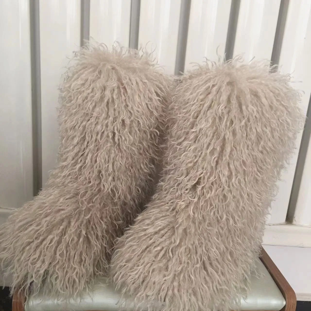 Fashion Winter Lamb Skin Boots Long Hair Faux Brown Mongolian Sheep Fur Foots Cover