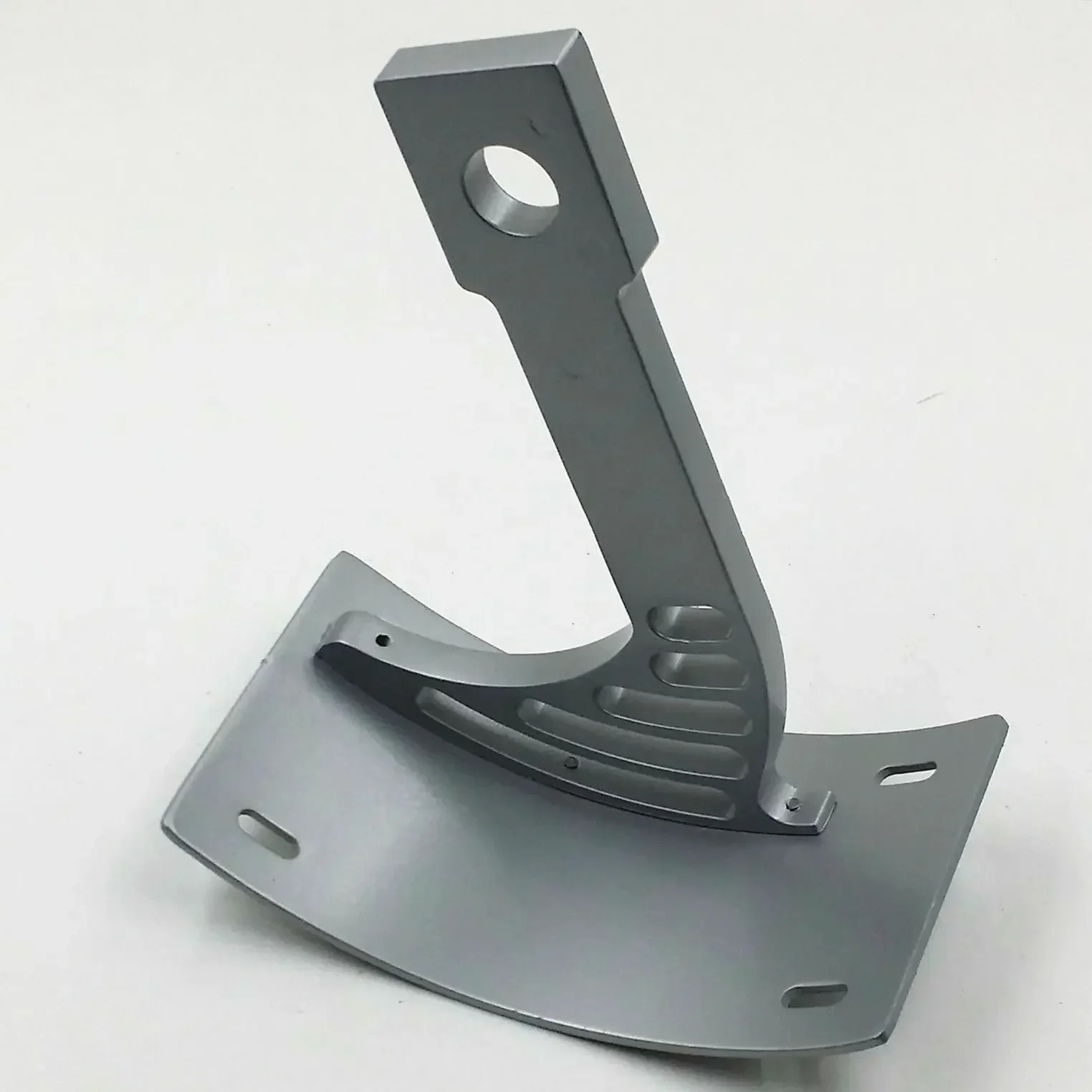 Silver Swingarm Motor Curve License Plate Bracket For Yamaha Warrior 1700 Vmax view 4