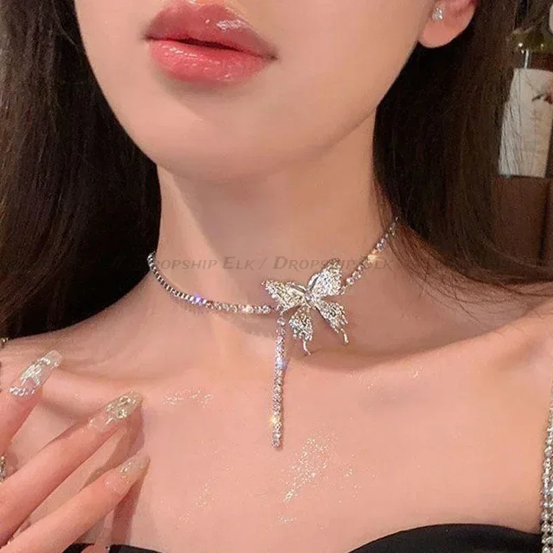 女性のためのエレガントなペンダントネックレス,かわいい魅力,鎖骨チェーン,チョーカー,蝶ネクタイ,ヴィンテージジュエリー,ギフト,シンプルなファッション