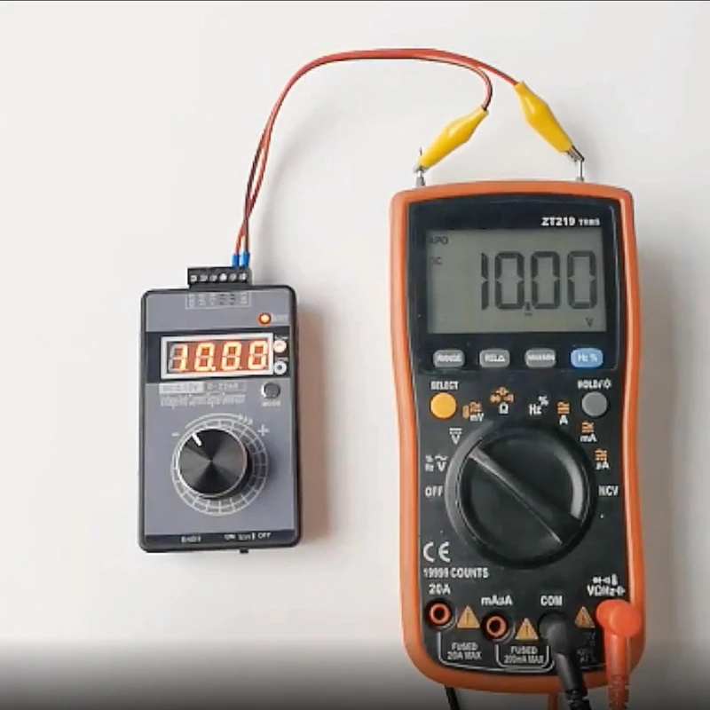 Current Generator Built in 3.7V Lithium Battery Capacity 1000mAh for PLC Panel Debugging Device Testing