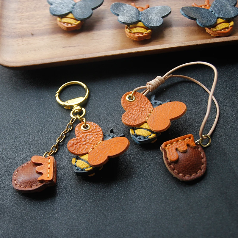 

Genuine leather bee bag pendant cute cartoon bag ornament keychain pendant honey jar handmade Simple exquisite gift decoration