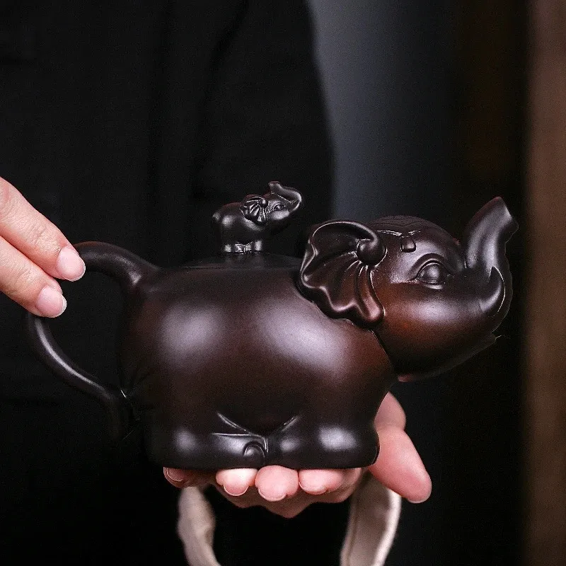 Purple Clay Relief Auspicious Hand-Grip Ceramics Teapot Home Tea Brewing Set Kung Fu Tea Set Suit