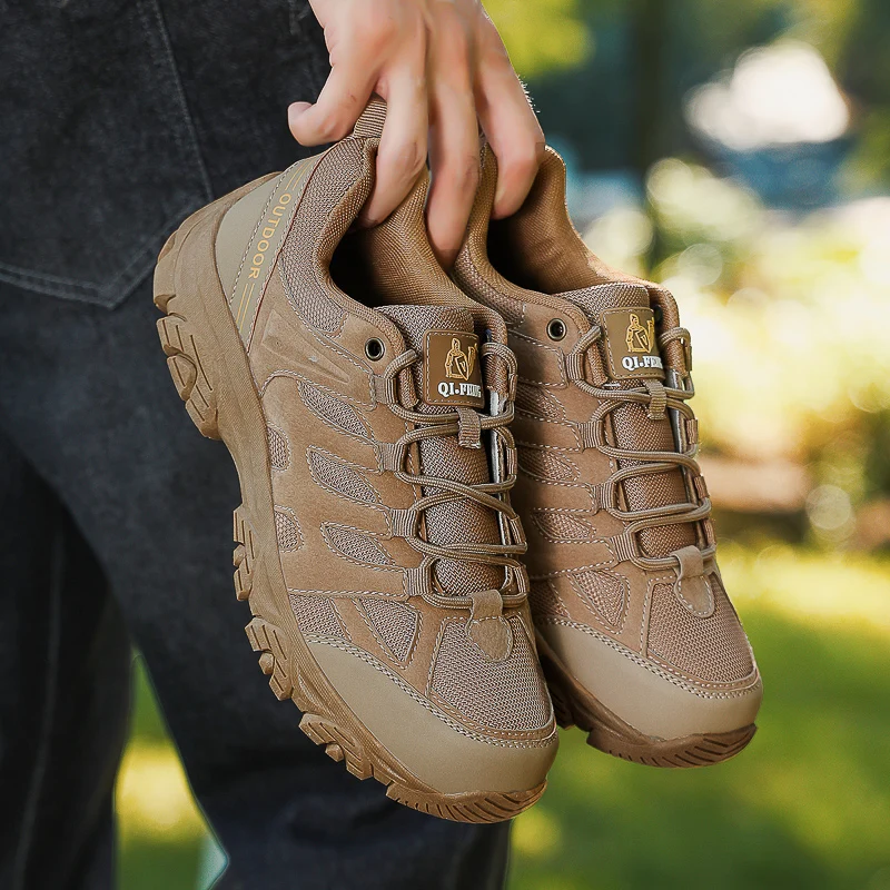 

Outdoor Hiking Shoes Lightweight Couple Style Breathable Comfortable Summer High-Quality New Summer Hollow Breathable Mesh Shoes