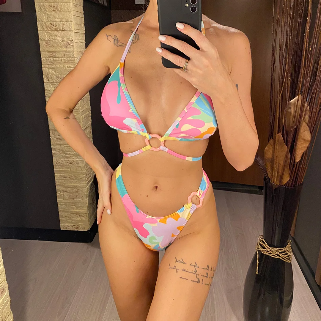 Neuer, aufregender, farbenfroher Bikini mit hohem Beinausschnitt, Damen-Badeanzug, zweiteiliges Bikini-Set, Badebekleidung, Badeanzug, Modell V4049. – Detail 3