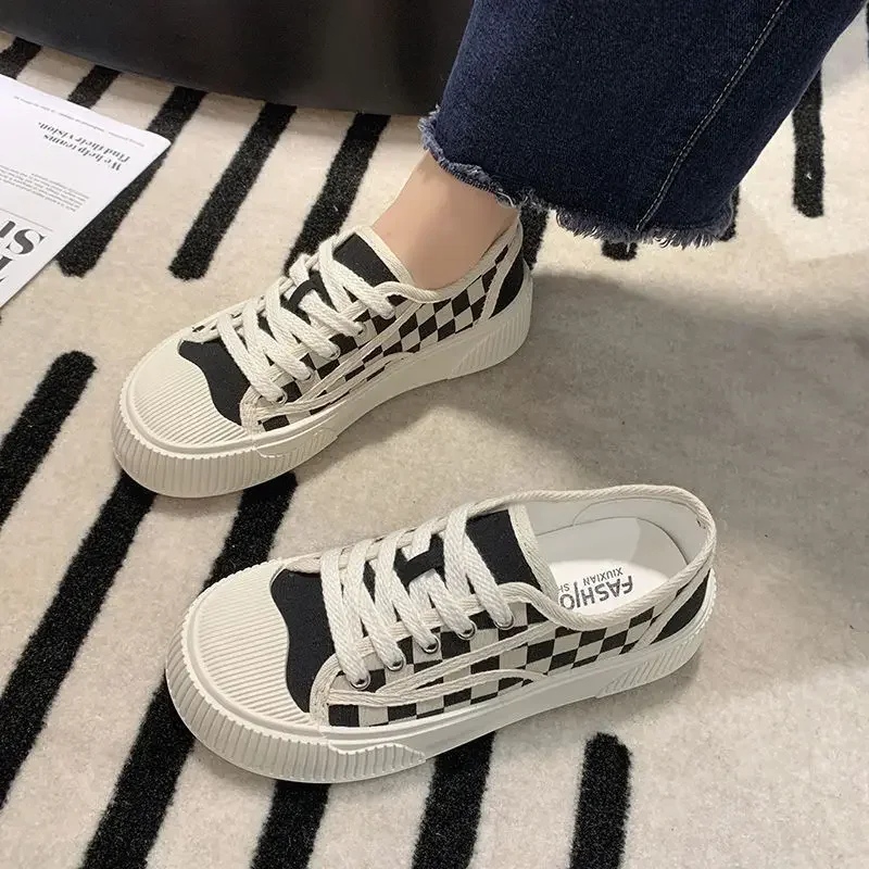 

Женские холщовые туфли Whit на высокой платформе со шнуровкой, стильные и по низкой цене, 39 новых городских трендов, повседневная обувь 2024