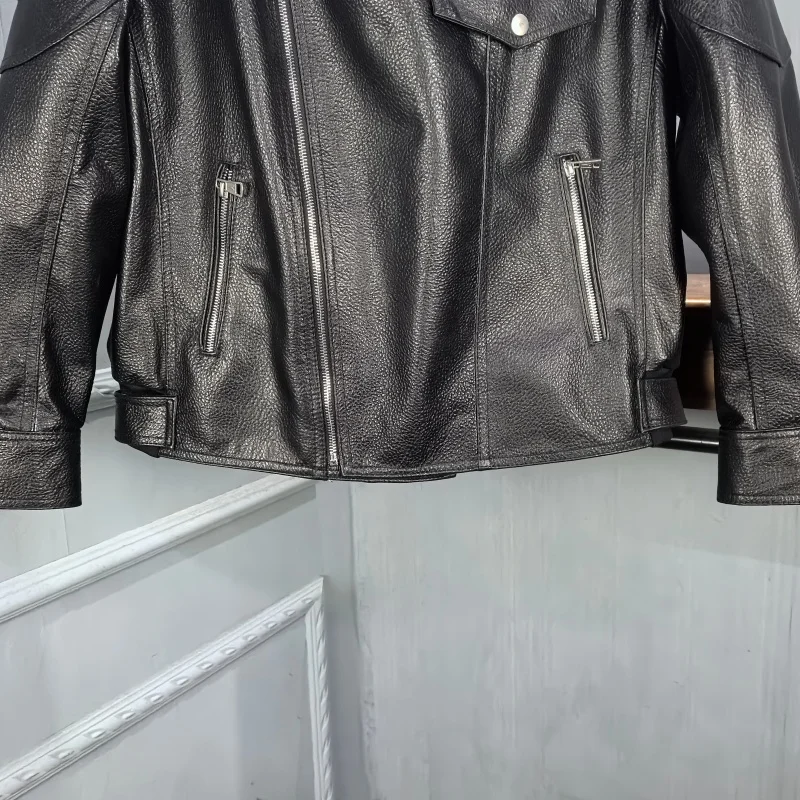 2026 春の新作ファッショナブルな女性のシープスキンレザージャケットスタンドカラーモーターサイクルスレロングスリーブジッパーミッドレングスコート