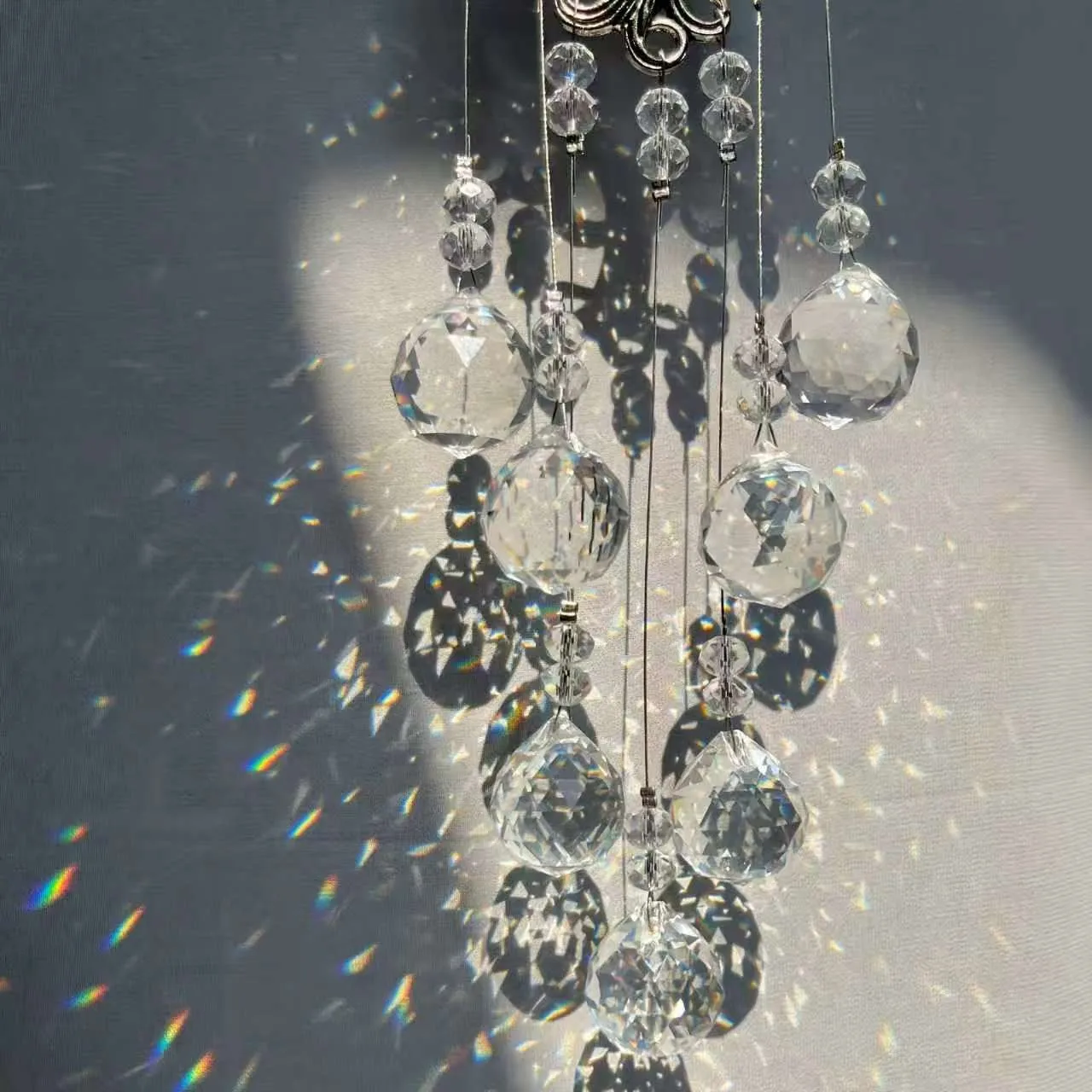 Crystal Suncatcher Metal Tree of Life Crystal Ball Prism Rainbow Maker Window Hanging Garden Decor