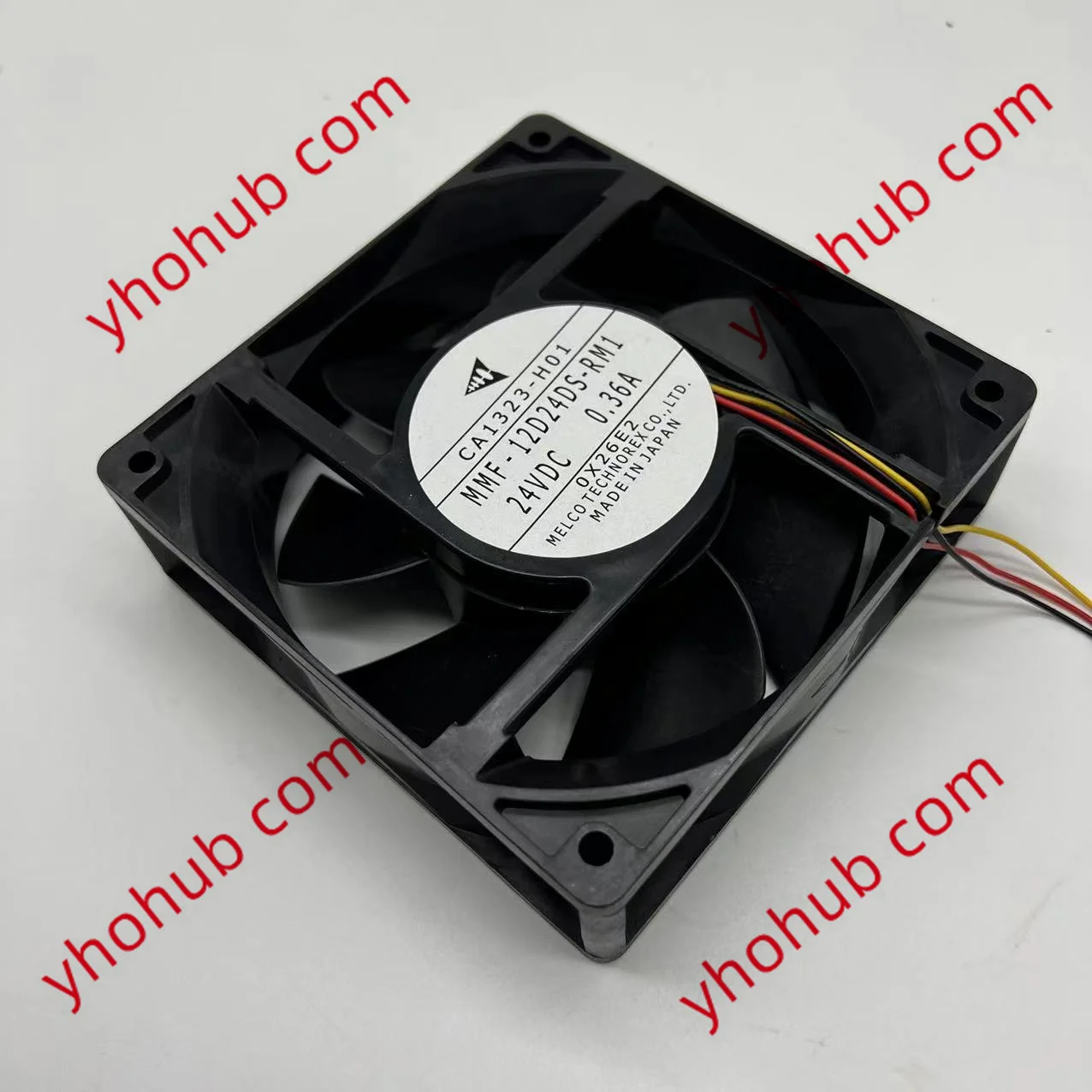 

MMF-12D24DS-RM1 CA1323H01 DC 24V 0.36A 3-Wire 120x120x38mm Server Cooling Fan