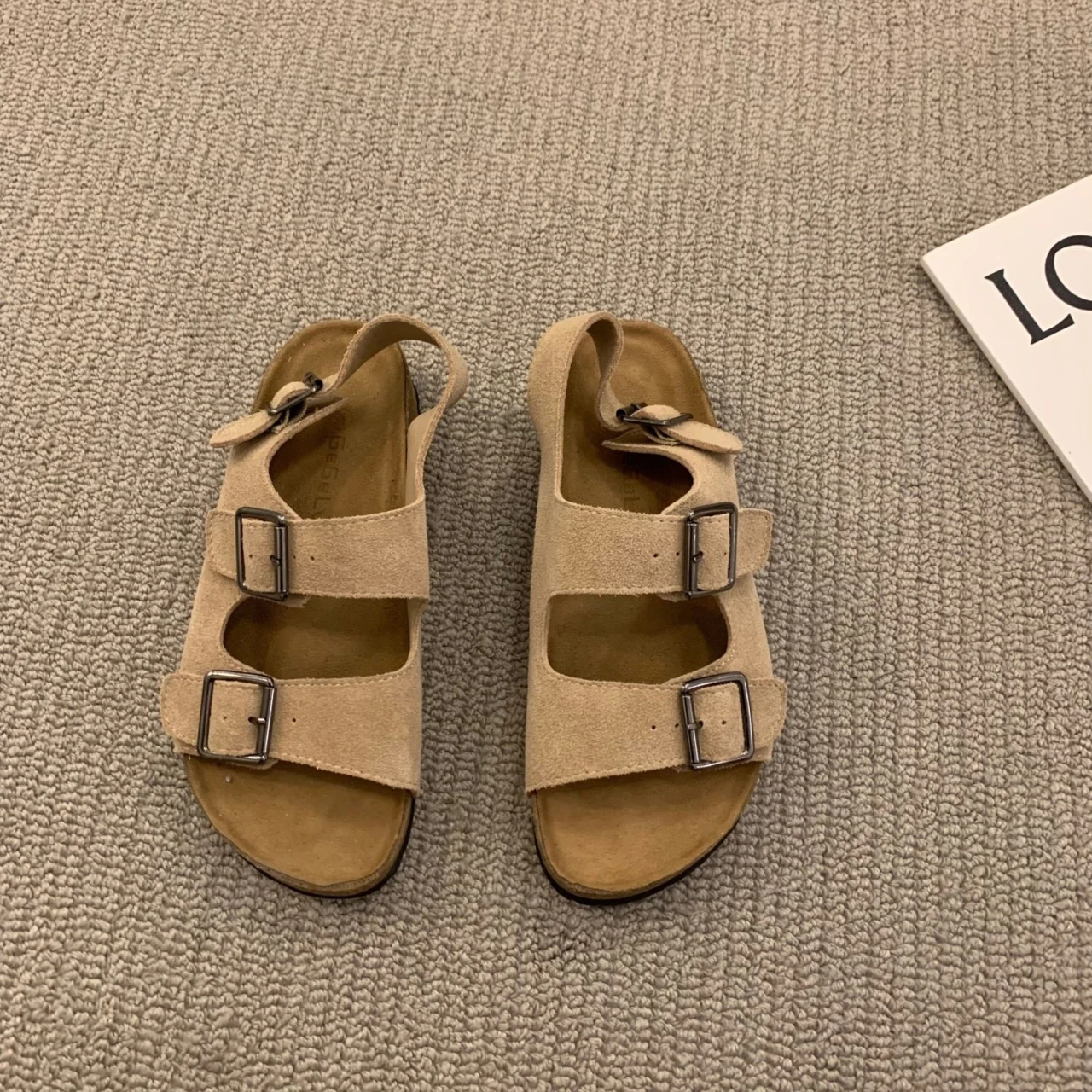 Sandalias planas romanas para mujer, zapatos planos con Clip en la punta, para la playa, novedad de verano, 2024