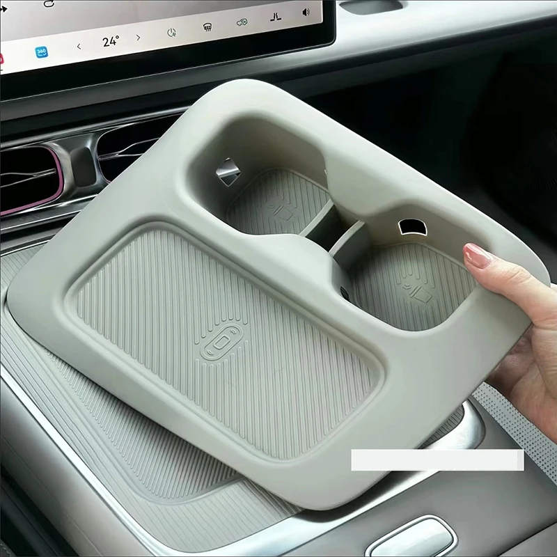 السيارات ل Leapmotor B01 2025-2026 سيارة التحكم المركزي شحن لاسلكي بطانة حماية من السيليكون حامل أكواب الماء وسادة الملحقات الداخلية #5