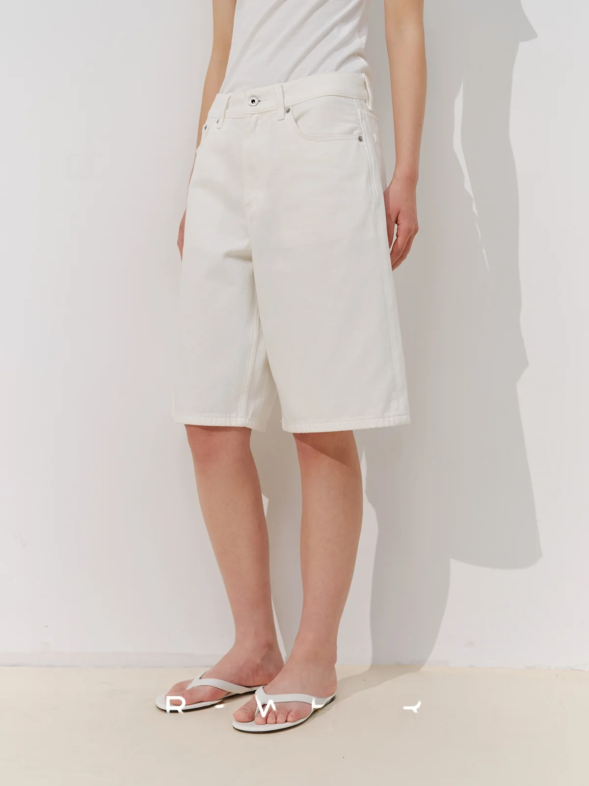 

REWEAR High Waist Wide Leg A-Line Shorts Lightweight Cotton Denim Women's Summer Shorts Pocket Detail Pure Color Casual Jeans